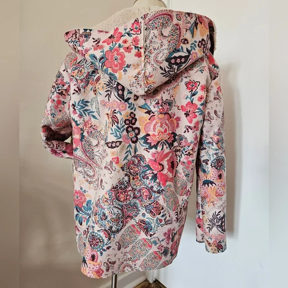 NWT Floral Hooded Jacket with Sherpa Lining - Picture 10 of 12